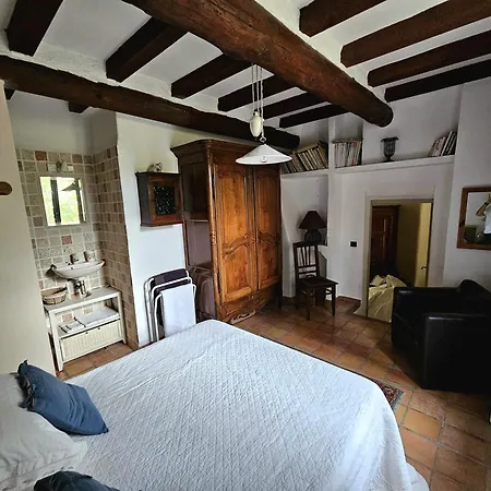 Holiday home Superbe Mas Provencal Avec Piscine Au Pied De