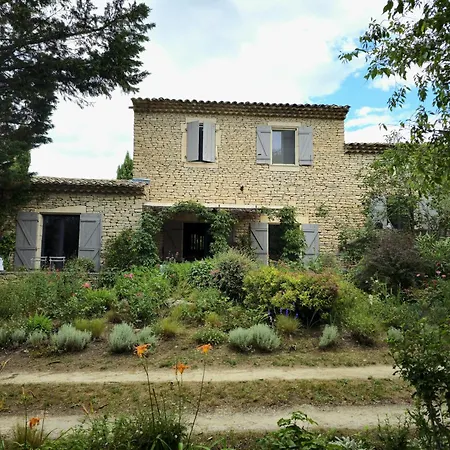 Superbe Mas Provencal Avec Piscine Au Pied De Holiday home *